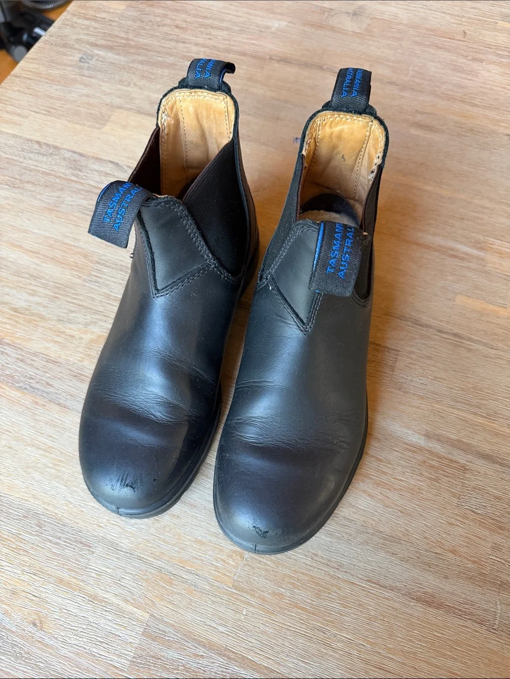 Blundstones | Women’s Thermal #566 3M Thinsulate Black Chelsea with Pull Tab | 7